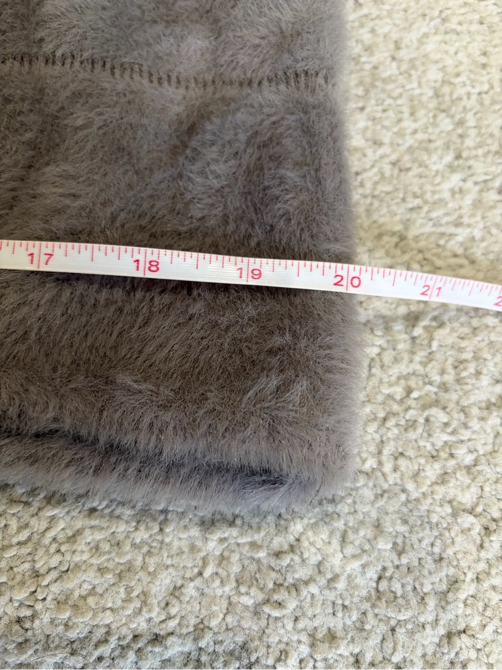 Faux Fur Zip-Front Jacket in Greige, Ring Zipper Pull, Women’s Medium Soft Fuzzy - Picture 7 of 8